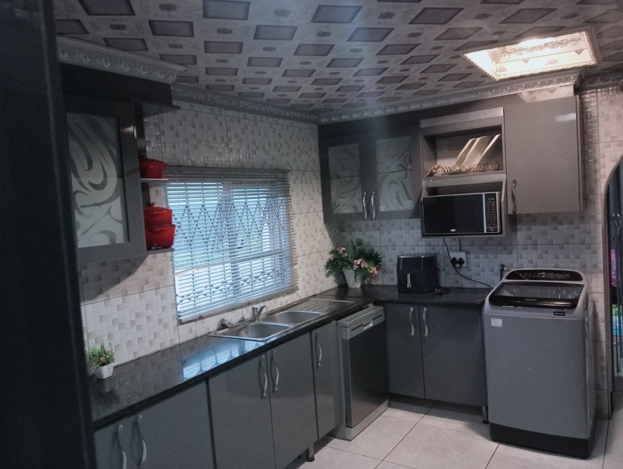  Bedroom Property for Sale in Mdantsane Nu 17 Eastern Cape